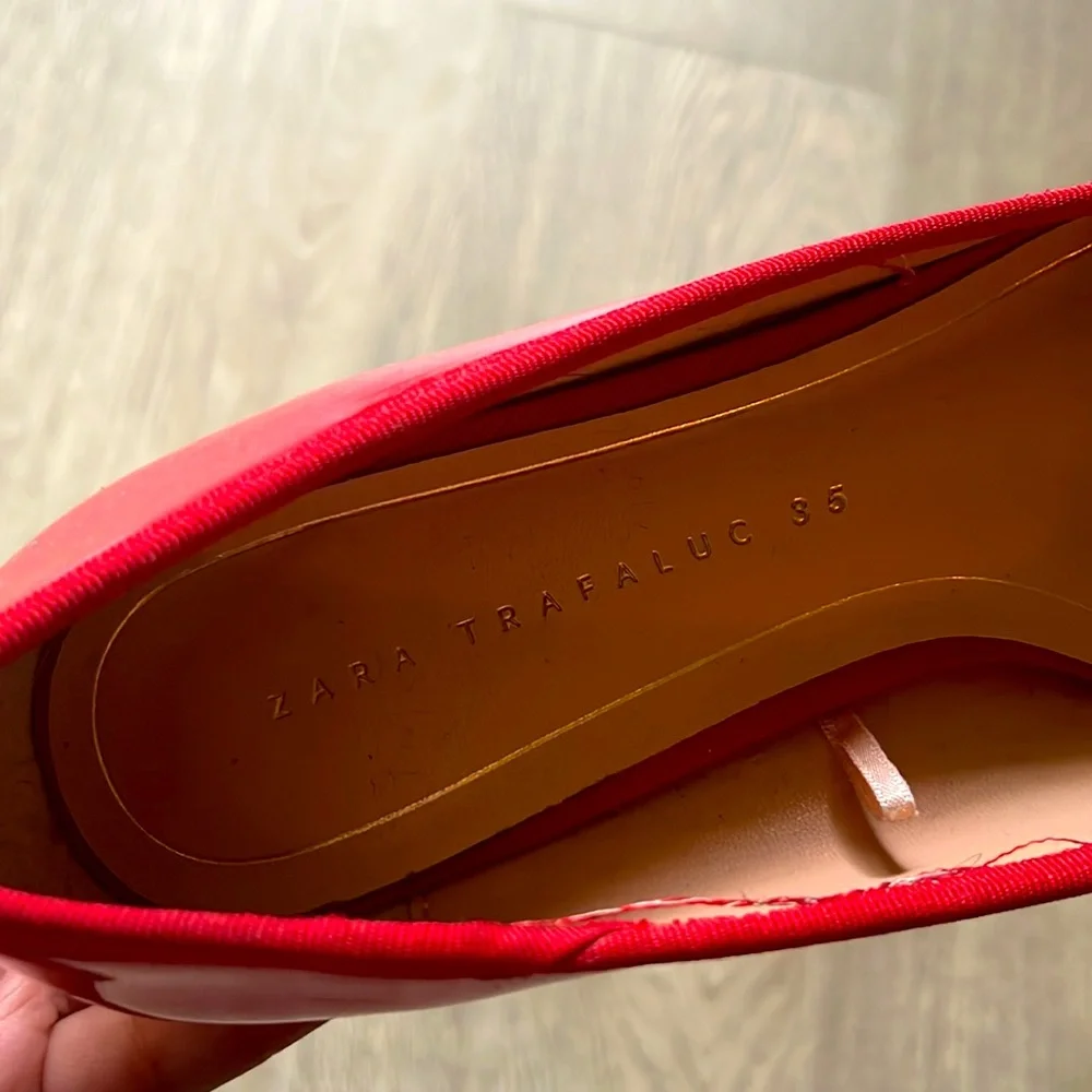 ｛ZARA｝Red patent leather ballet shoes EU size 35/CH 225 - Picture 4 of 6